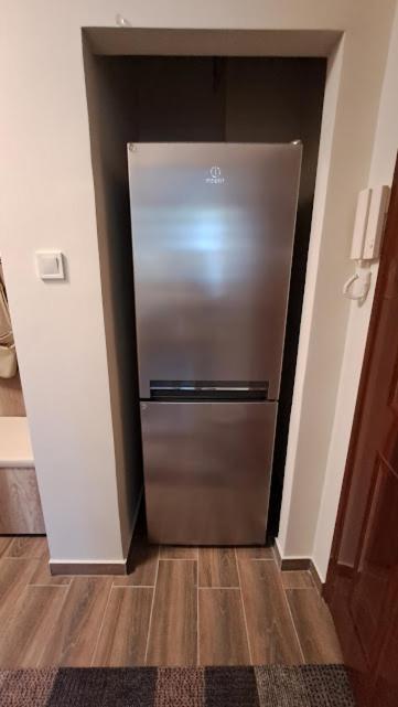 Szilfak City Apartman ハイデゥソボスロー エクステリア 写真