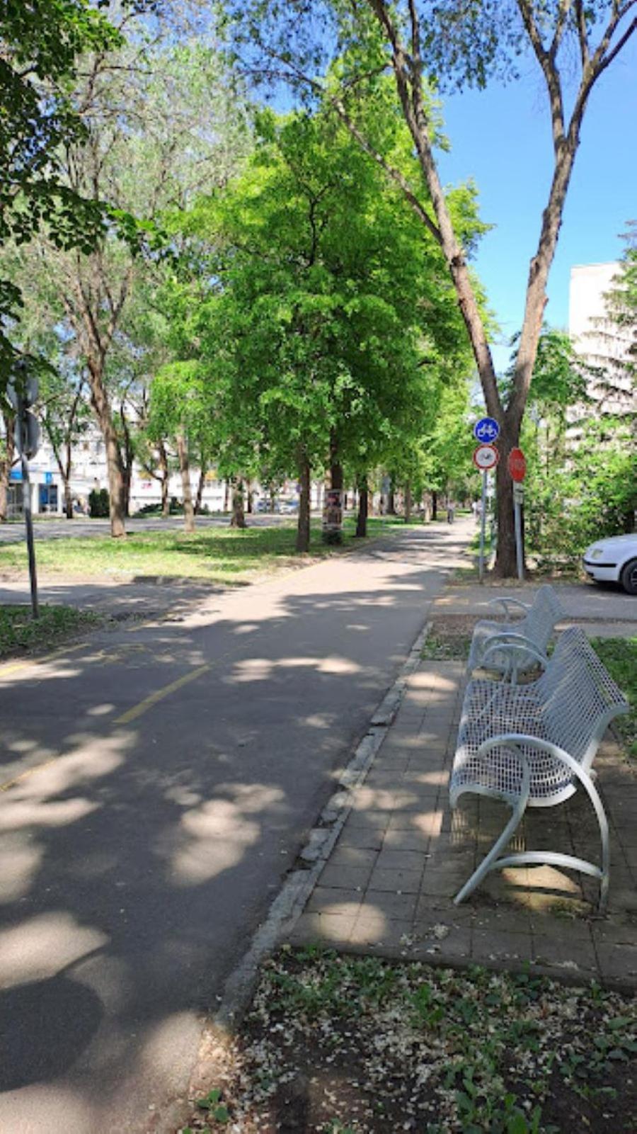 Szilfak City Apartman ハイデゥソボスロー エクステリア 写真