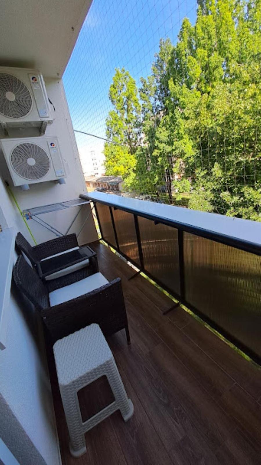 Szilfak City Apartman ハイデゥソボスロー エクステリア 写真